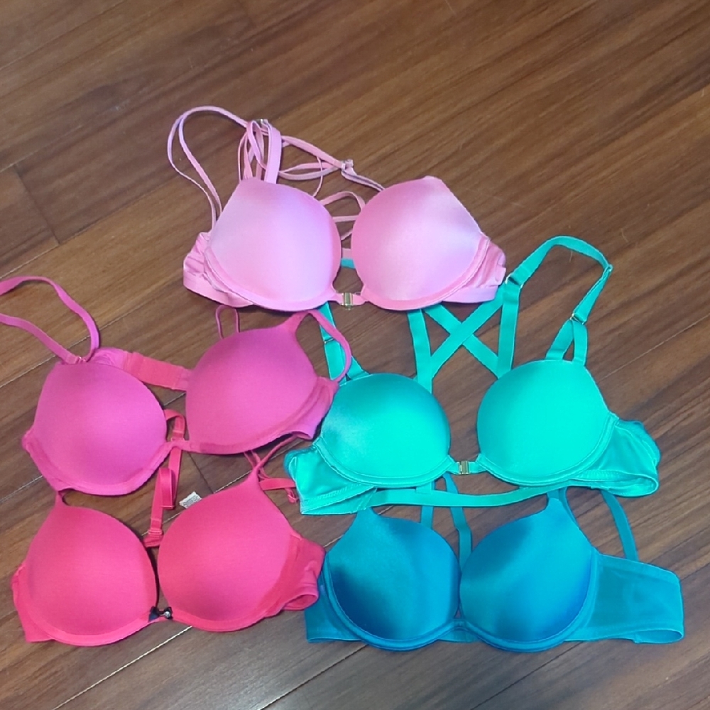 La SENZA Pink, Green, and Blue Bras Set